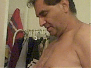 BBW nurse Vicki adventures with friends: "Mes esclaves reçoivent une récompense, mais qui reçoit la meilleure...