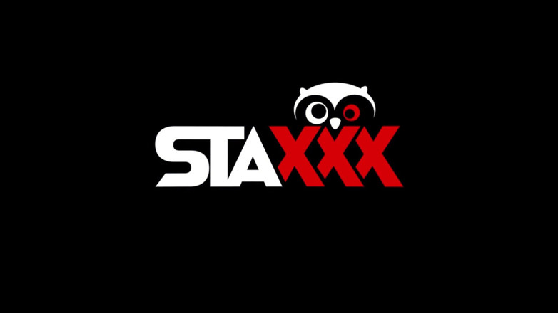 Staxxx: Gorgeous Asian teen has her pussy shaved