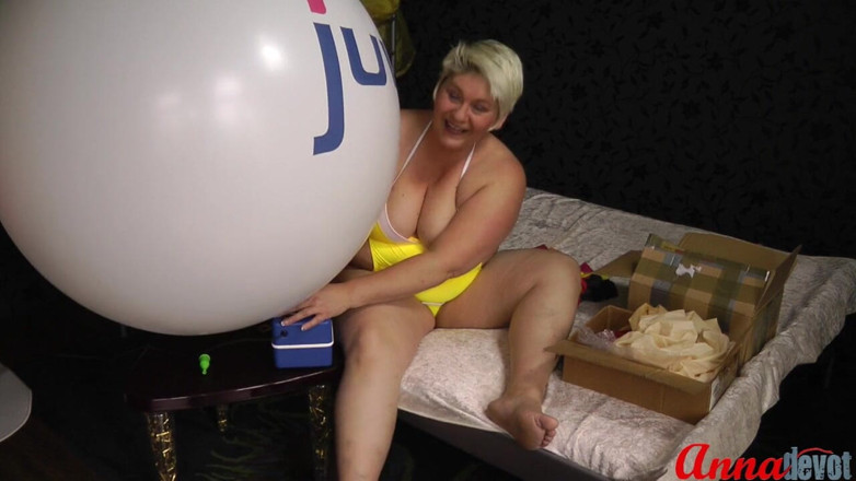 Anna Devot: Annadevot - The new balloon inflating machine :)