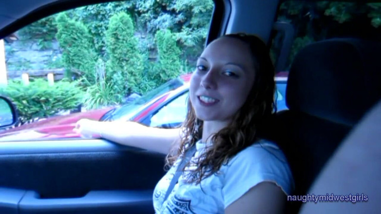 NaughtyMidwestGirls: Lexi Madison - 19 Yo. Latina First Porn