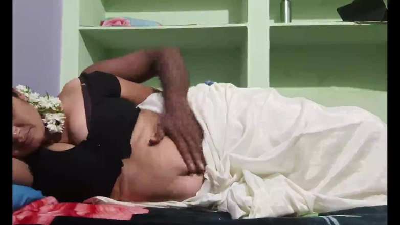 Sexy sindu: Desi Hot Sexy Maid Having Sex with House Owner