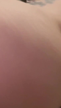 Lotuss Queen la BBW suce et chevauche une grosse noire - elle ne peut pas tout prendre