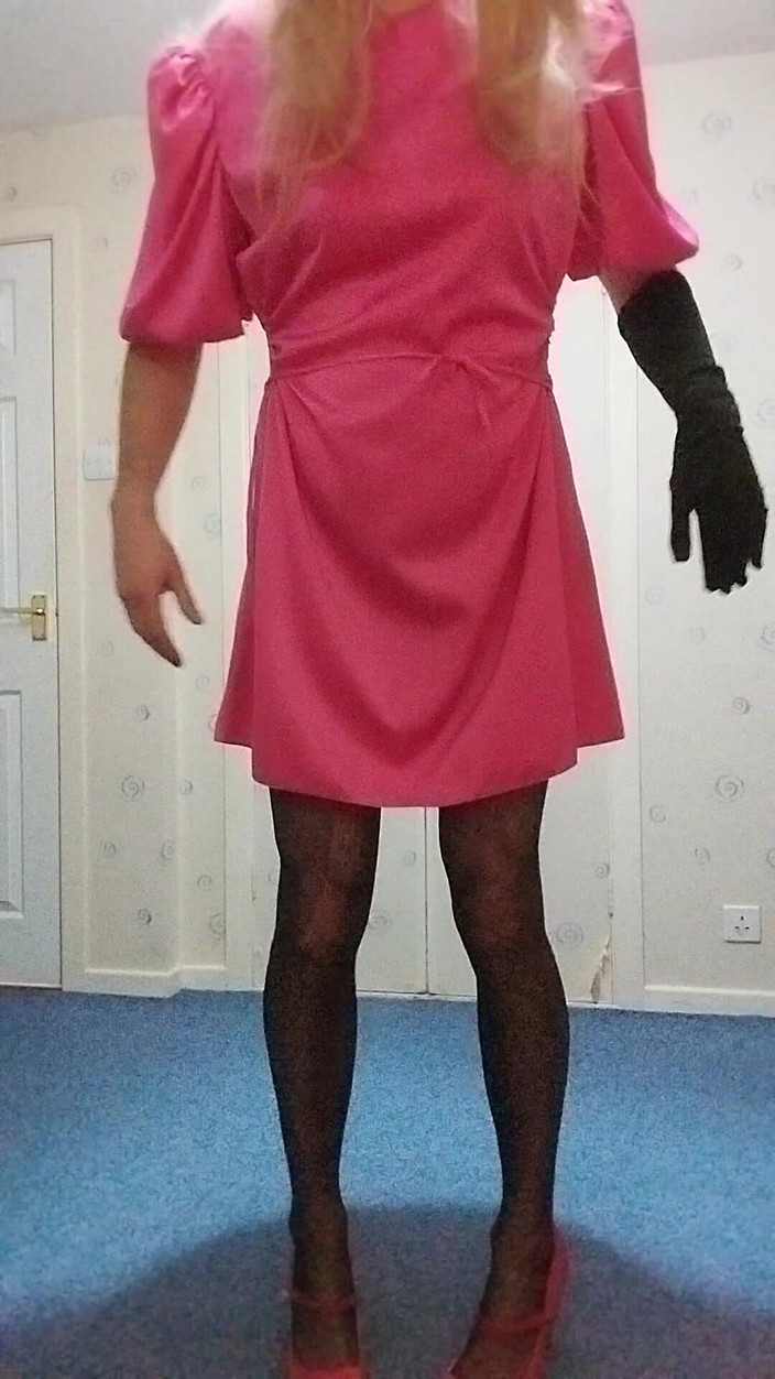 Cindy Belfast: Blond mietje prachtig sperma in roze