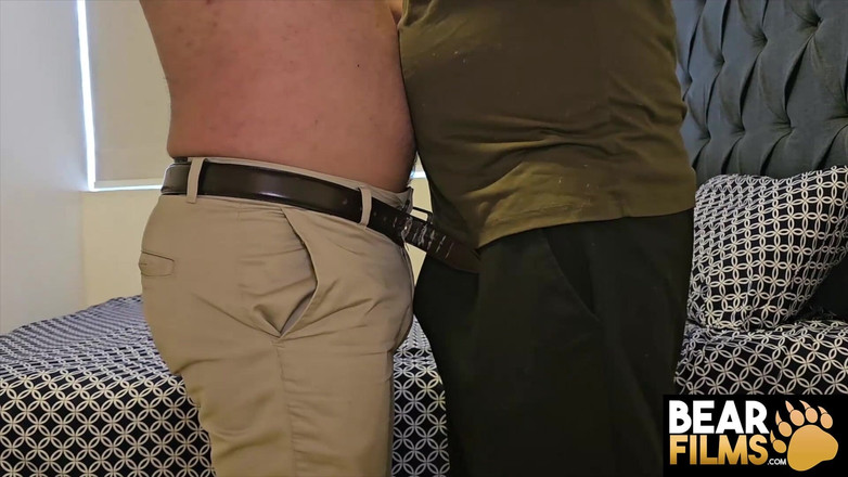 Bear Films: Bearfilms – Topmasag Miang Tony Tanpa Kondom Chris Vers – Pantat Miang