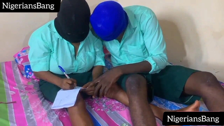 NigeriansBang XXX: 私の大きなdickedクラスメートは私のジューシーな猫を犯すハード絶頂