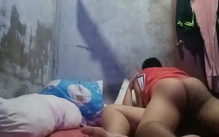 Chubbyme Pinay: Harde seks met Aziatische mollige tante in onze provincie na...