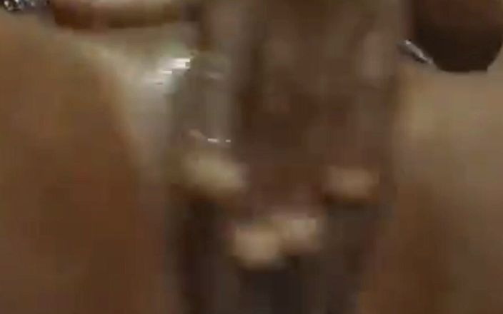 Barqueen: Non riesco a smettere di squirtare