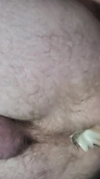 Creaming Dalla mia figa mentre scopa un dildo. Chi vuole un assaggio?