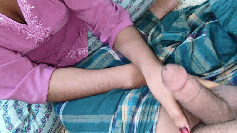 Angel Surovi Lata: Beautiful Bhabhi and Devor Sex in Room Enjoy Video.