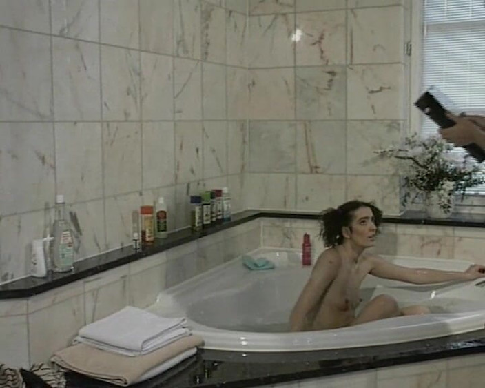 BB Video - Vintage Story: Alemana milf amateur lesbiana peludo coño morena juguetes sexuales # 2