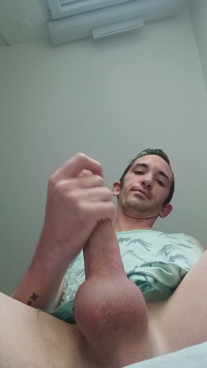 Alexis bondoux: Xxl penis mladého chlapa s jeho velkým výstřikem