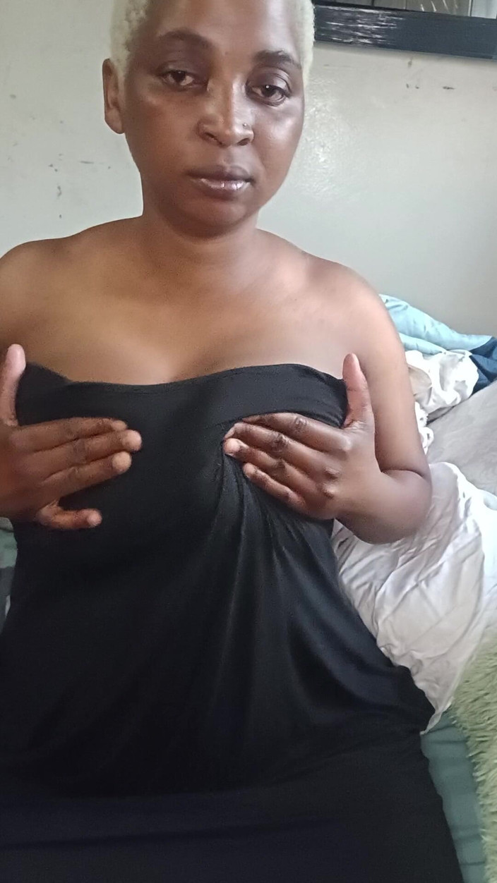 Upstreamwhisper: Mama vitregă dolofană