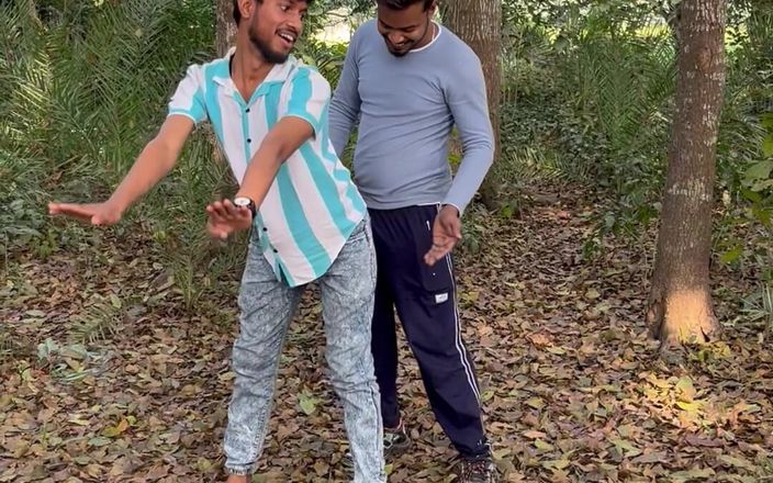 Indianboysayan [deactivated]: Un twink se fait baiser dans la jungle par un...