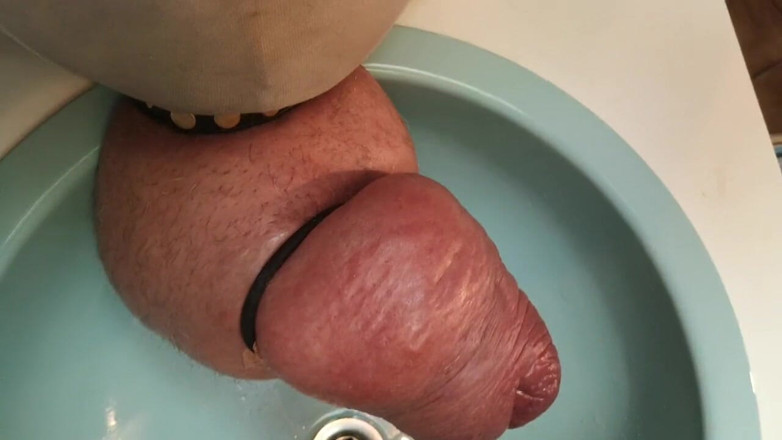 Monster_Meat_: Monster pissing is like a fontein