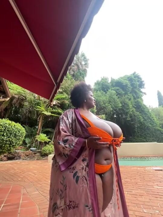 Legendary Booty Overdose: Mari hangatkan saya