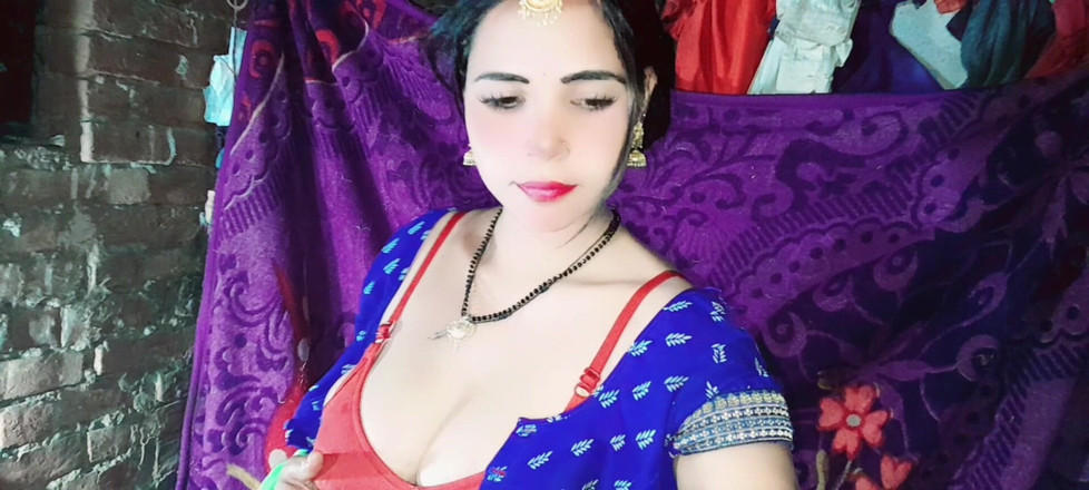 Renudbf: 그녀의 결혼 전에 처녀 인도 인도 인도 바비 따먹기 너무 열심히 하고 그녀에게 사정