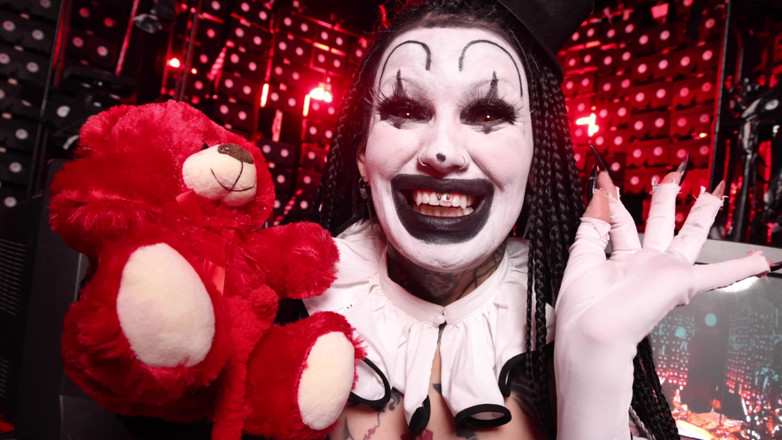 Darcy Diamond: Inked Мотель 6.66: Alt The Klown