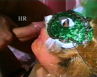 Hans Rolly: Scandaloso! Video pornografici inviate alla mia matrigna anni '90 # 4