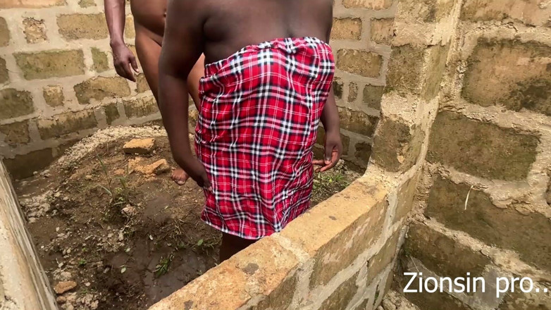Zion: Помощь по дому и привратник в незавершенном здании трах