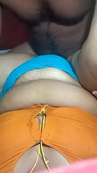 Desi Kerala Manželka v domácnosti šuká na vesnici