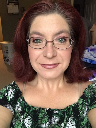 Elianna: वर्क क्रश Cums True