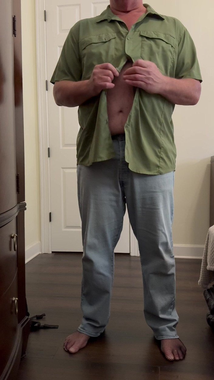 GottaLuvBB: Küçük bir striptiz yapıyor