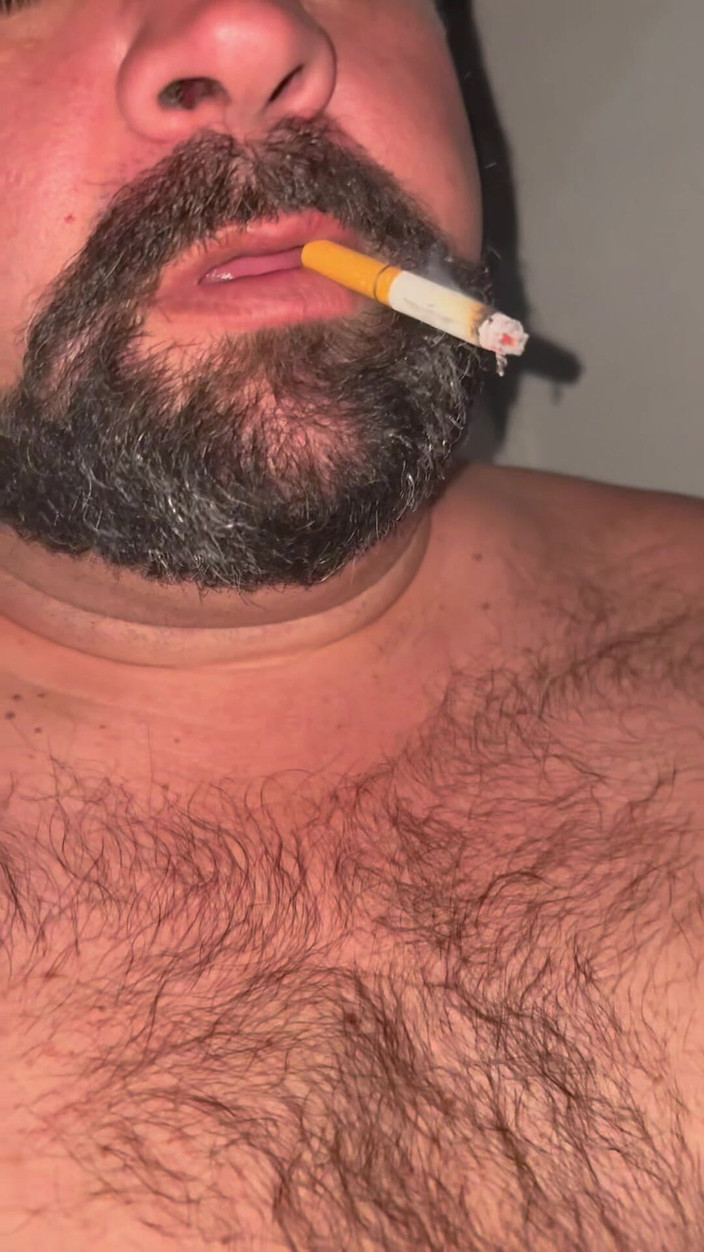 Brewster Bear: Der Rauchenden Bär Und Seine Penispumpe