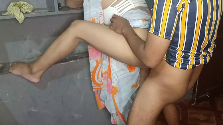 Neelima69: Fick mein indisches zimmermädchen mit dickem arsch