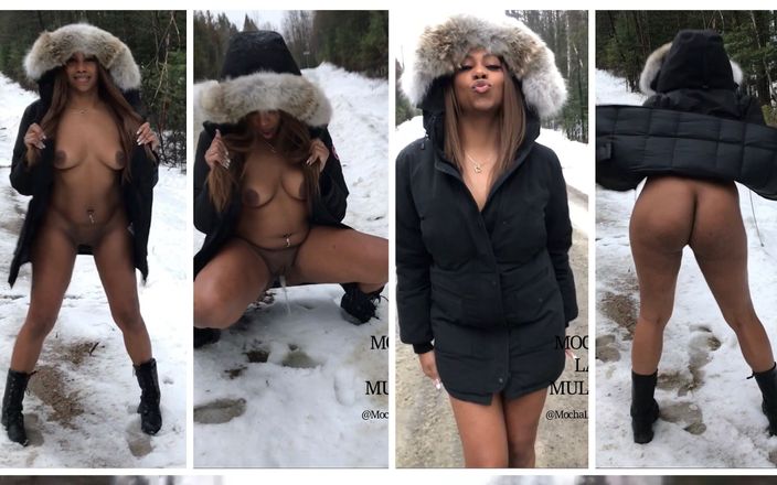 Mocha La Mulata: Naked hitchhiker peeing in the snow. - MochaLaMulata