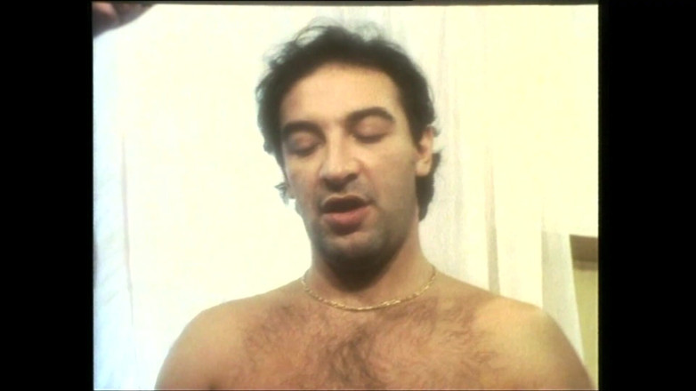 Vintage megastore: Orgía vintage con una joven Moana Pozzi follada y corrida...