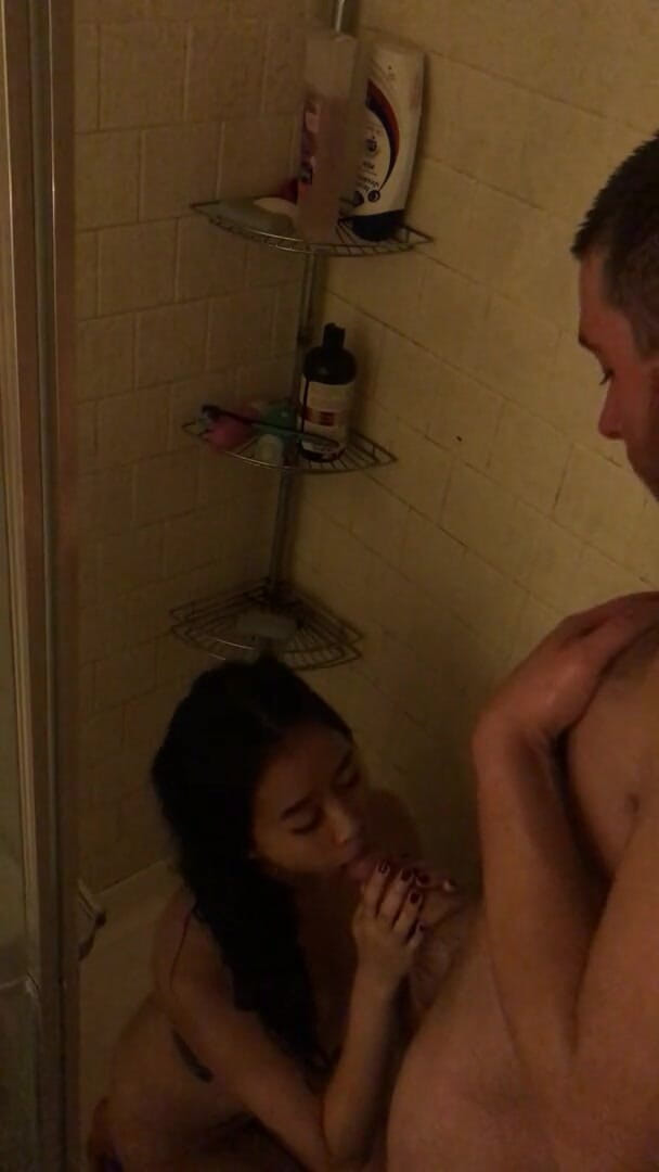 Romantics anonymous: Steamy Shower 2