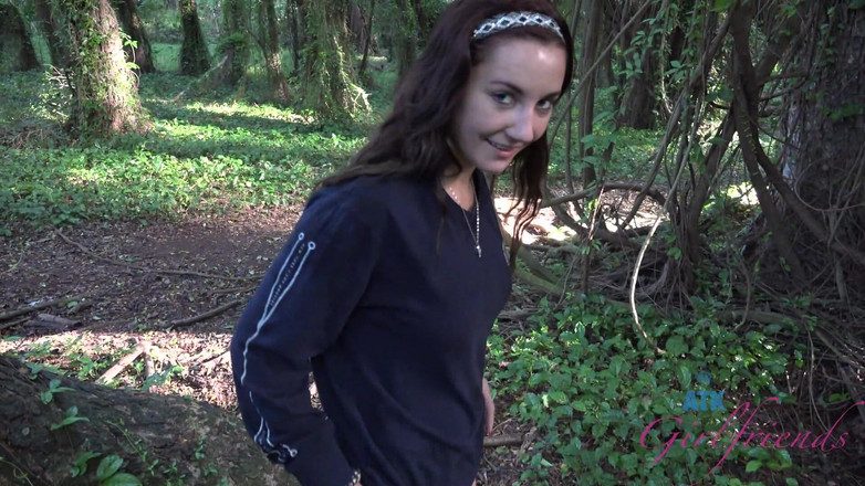 ATK Girlfriends: Puoi guardare queste ragazze calde pipì dappertutto