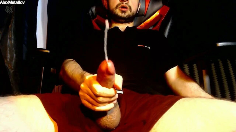 Alex Metallov: Alex Metallov is een erg geile man met een grote...