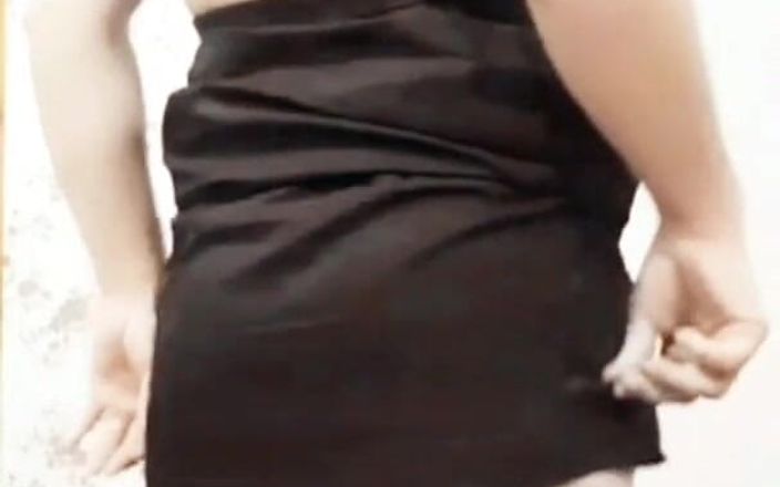 Ladyboy Kitty: Cute Sexy Hot Ladyboy Short Skirt Nylon Stocking Shemale