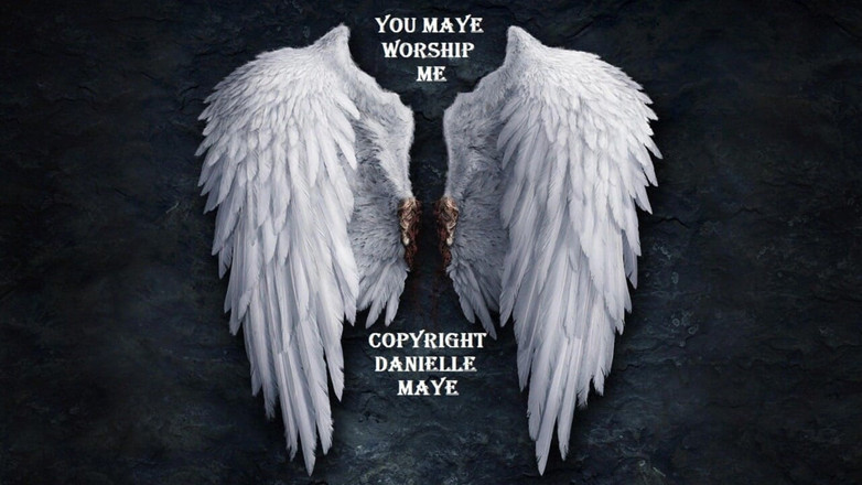 DanielleMaye: Vlastní kouzlo Domme