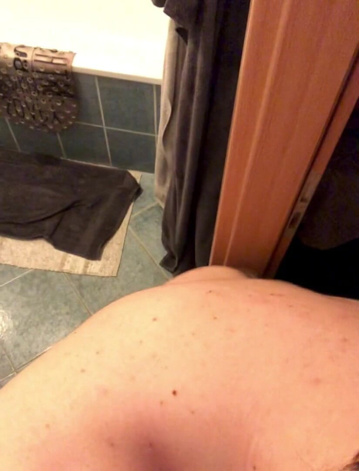 Feelingharmony: Vibrador fodendo minha bunda novamente