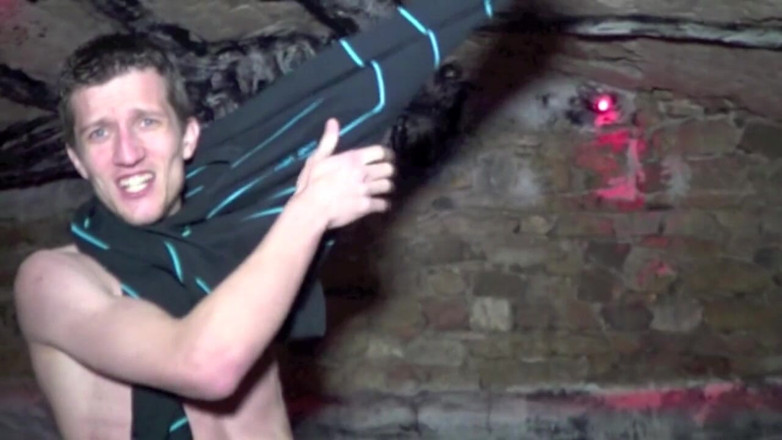 Crunch Boy: Twink zerżnięta przez Amira w saunie Sun City L