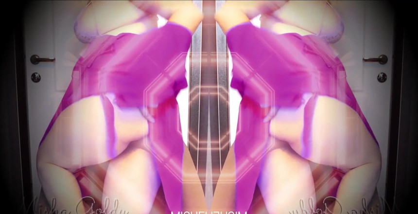 Goddess Misha Goldy: I miei maialini amano essere i miei schiavi!