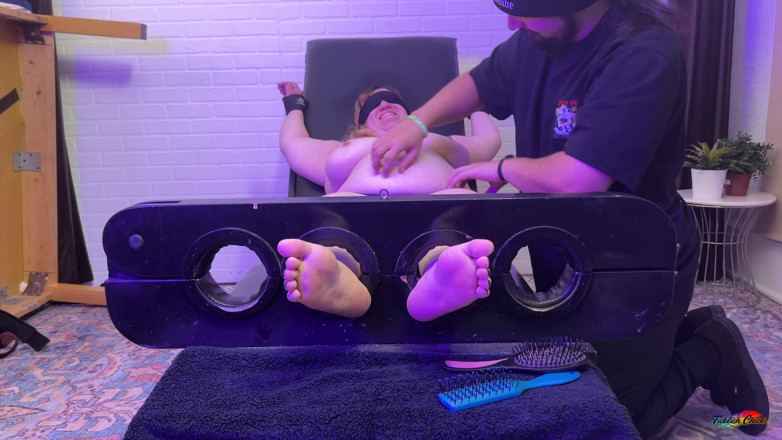 Ticklish Chicks: Heather Topless & Tag Teamed