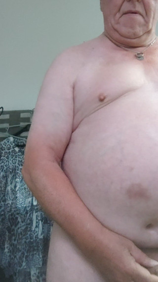 Karlchengeil: Naked Play and Fart
