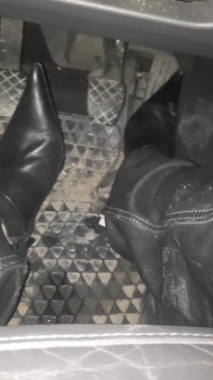 SinDee: Stivali a pedale