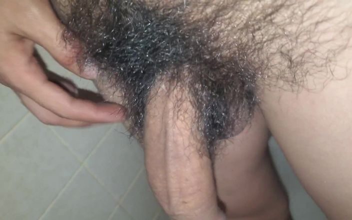 Z twink: Thick Young Cock Hairy Bush Solo 20