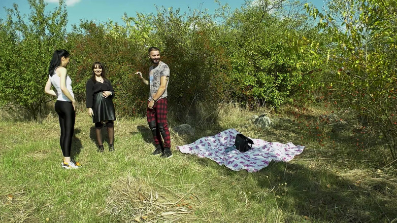 DEUTSCHLAN PORNO XXX: तीन लोगों की चुदाई गले में गहरे लंड लेना, हॉट लड़कियां विशाल लंड साझा कर रही हैं वीर्य निकालना संकलन