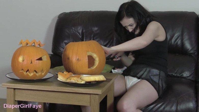 Her Kink UK: Pumpkin Carving