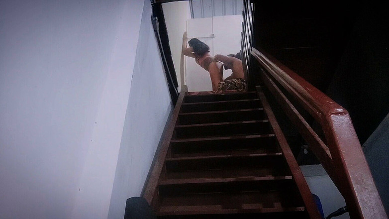 katha: 私の義理の兄は、アマチュアポルノキャスティングのために私のビデオを送るのを手伝ってくれます