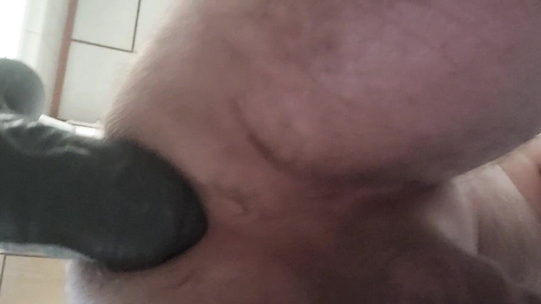 Fuck machine massaker: Doggy với dương vật giả lớn