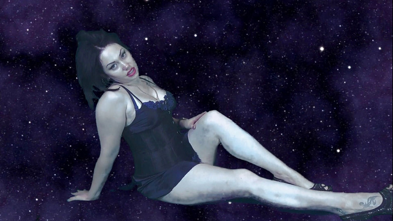 Goddess Misha Goldy: Ești atât de dependent de mine