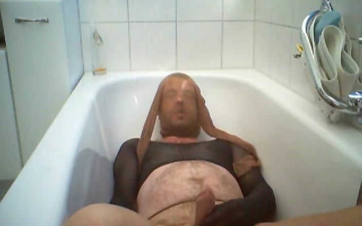 Carmen_Nylonjunge: Nylon Encasement Piss in Bathroom