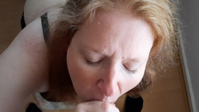 Curly_Dreams: Celá vystříkaná do obličeje