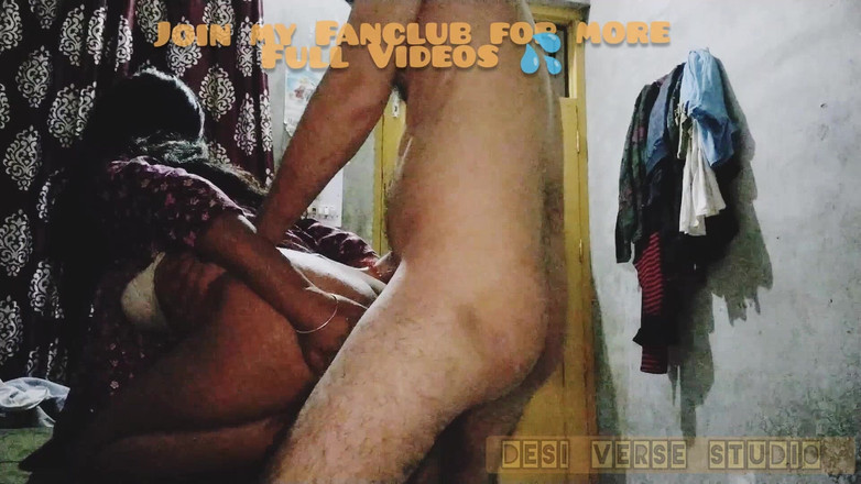 Desi Sex Slave: デシ・バービー ドッグスタイルのアナルで激しく射精